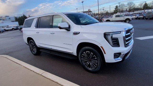 new 2025 GMC Yukon XL car, priced at $74,895