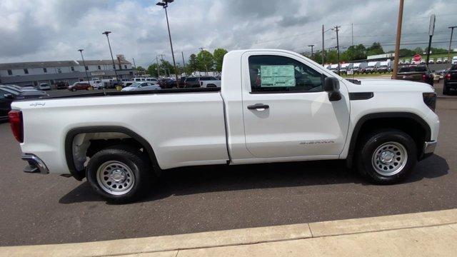 new 2025 GMC Sierra 1500 car, priced at $42,245