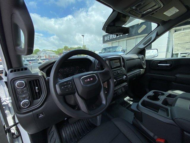 new 2025 GMC Sierra 1500 car, priced at $42,245