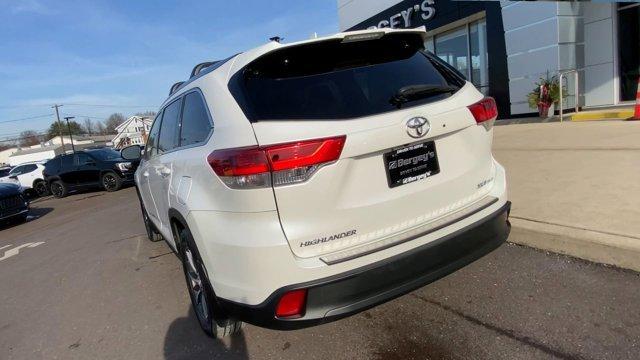 used 2019 Toyota Highlander car, priced at $28,495