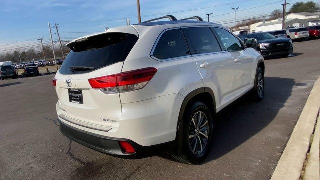 used 2019 Toyota Highlander car, priced at $28,495