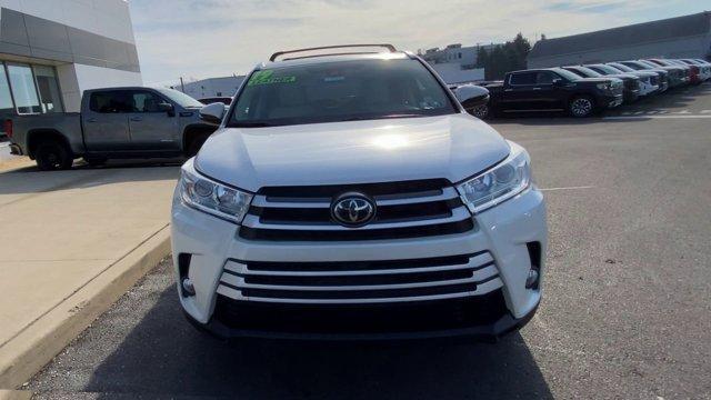 used 2019 Toyota Highlander car, priced at $28,495