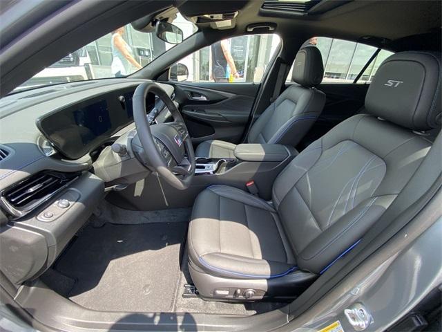 new 2025 Buick Envista car, priced at $29,820
