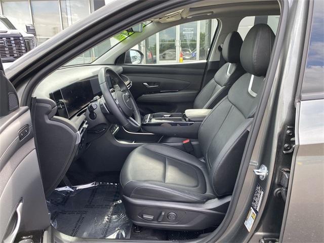 used 2025 Hyundai TUCSON Hybrid car, priced at $37,495