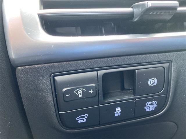 used 2025 Hyundai TUCSON Hybrid car, priced at $37,495
