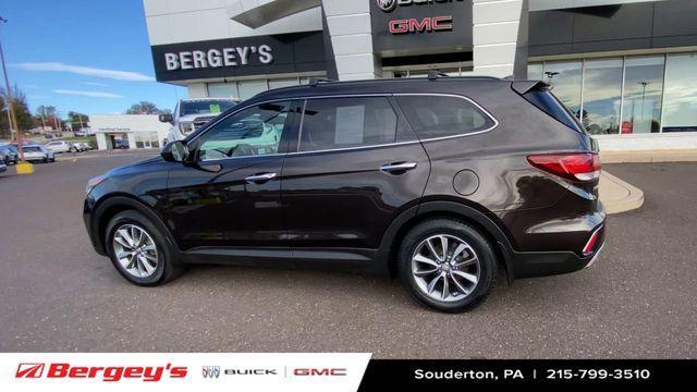 used 2018 Hyundai Santa Fe car, priced at $15,795