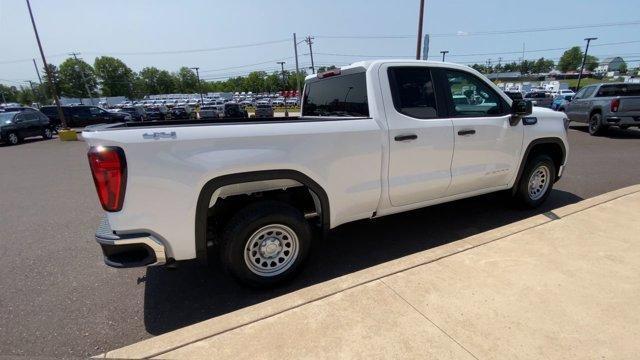 new 2025 GMC Sierra 1500 car, priced at $40,860