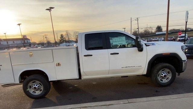 new 2025 GMC Sierra 2500 car, priced at $66,675