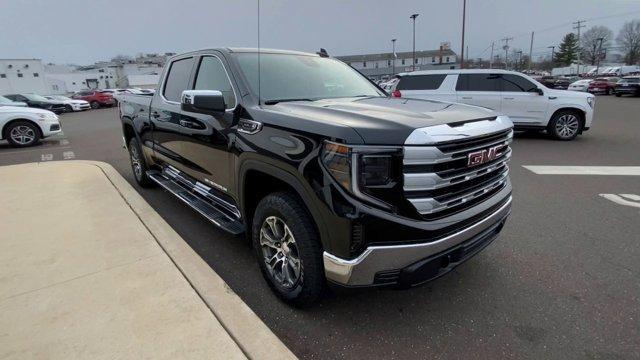 new 2025 GMC Sierra 1500 car, priced at $58,045