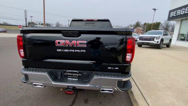 new 2025 GMC Sierra 1500 car, priced at $58,045