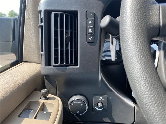new 2025 GMC Savana 3500 car, priced at $50,165