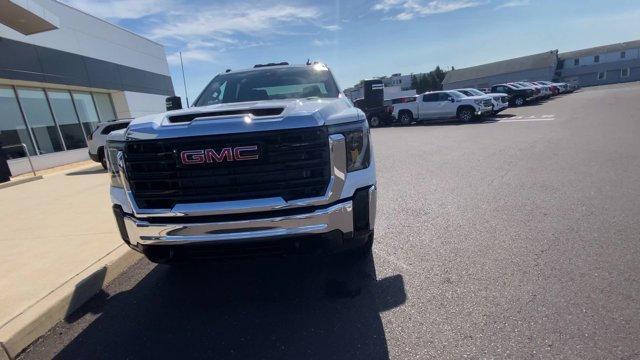 new 2025 GMC Sierra 2500 car, priced at $56,030