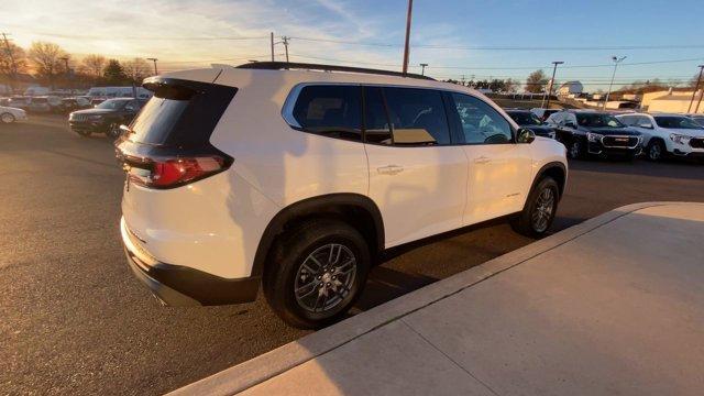 new 2025 GMC Acadia car, priced at $45,795