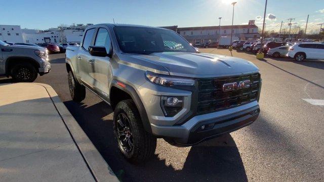 new 2024 GMC Canyon car