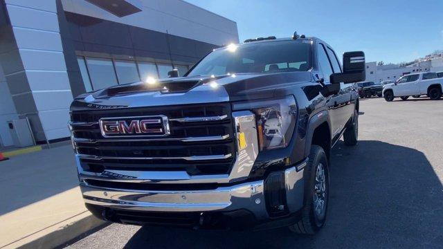 new 2025 GMC Sierra 2500 car, priced at $73,145