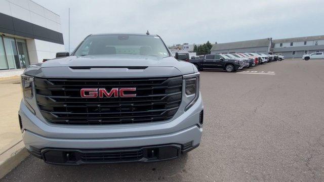 new 2025 GMC Sierra 1500 car, priced at $43,395