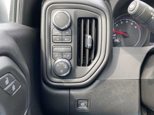 new 2025 GMC Sierra 1500 car, priced at $43,395