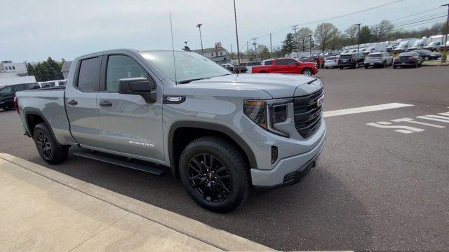 new 2025 GMC Sierra 1500 car, priced at $43,395