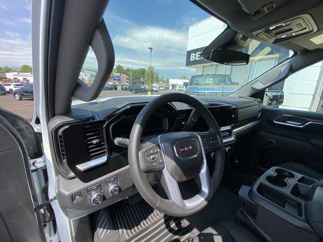 new 2025 GMC Sierra 1500 car, priced at $49,995