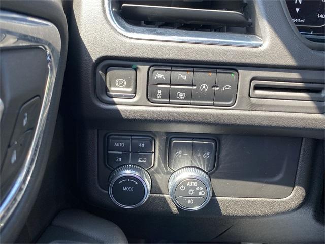 used 2022 GMC Yukon car, priced at $55,695