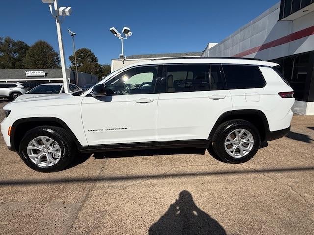 used 2023 Jeep Grand Cherokee L car, priced at $27,999