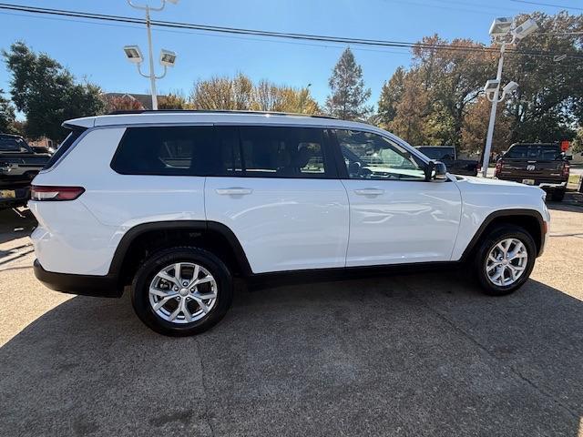 used 2023 Jeep Grand Cherokee L car, priced at $27,999