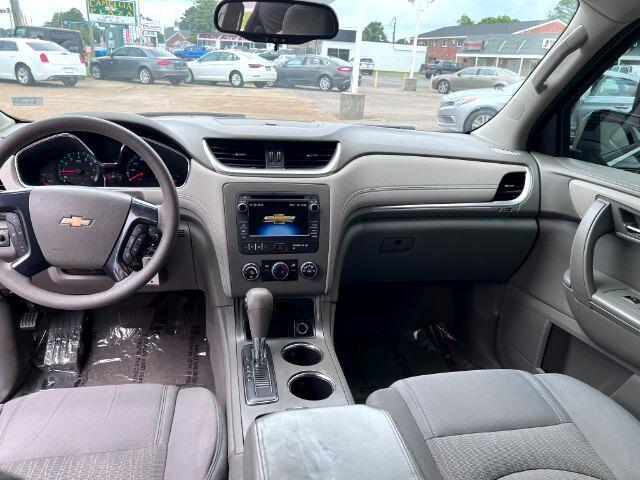 used 2013 Chevrolet Traverse car, priced at $9,999