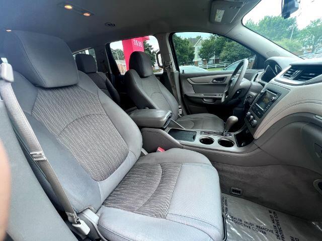 used 2013 Chevrolet Traverse car, priced at $9,999