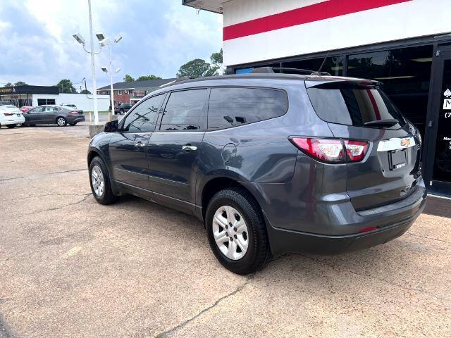 used 2013 Chevrolet Traverse car, priced at $9,999