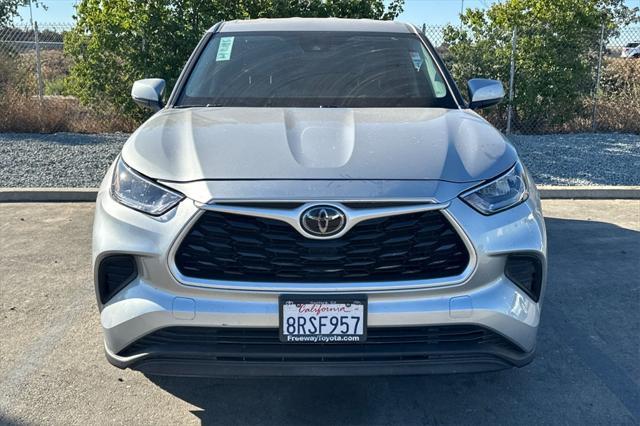 used 2020 Toyota Highlander car, priced at $25,822