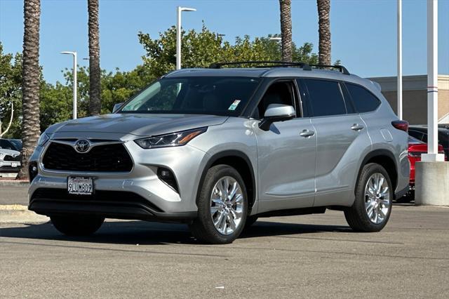 used 2023 Toyota Highlander car, priced at $36,998