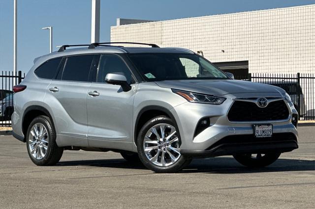 used 2023 Toyota Highlander car, priced at $36,998
