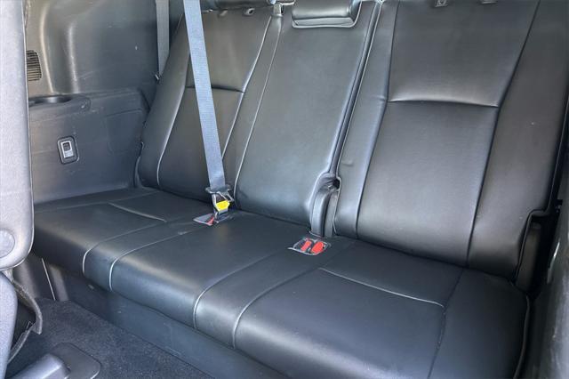 used 2022 Toyota Highlander Hybrid car, priced at $41,598