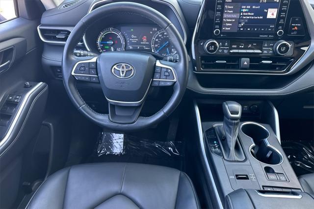 used 2022 Toyota Highlander Hybrid car, priced at $41,598
