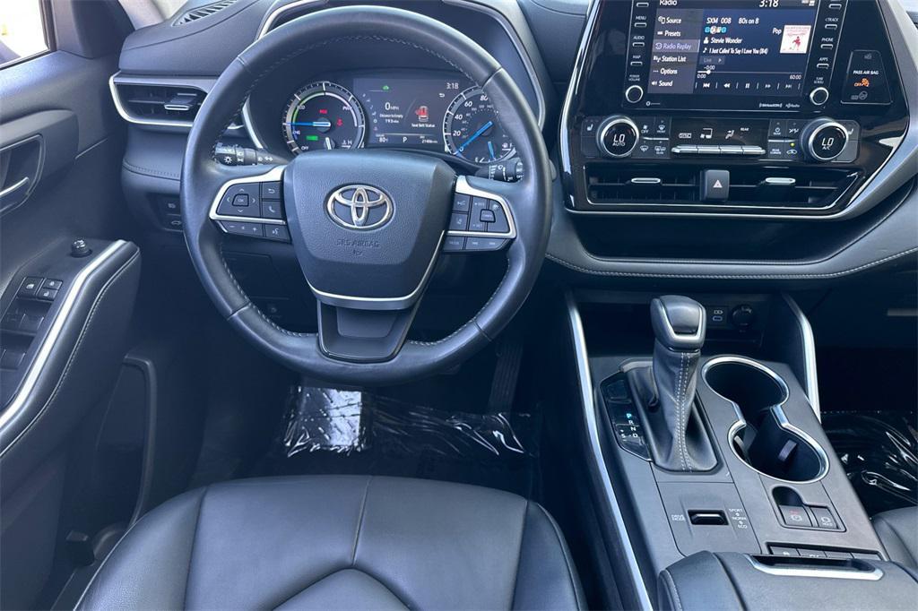 used 2022 Toyota Highlander Hybrid car, priced at $41,750