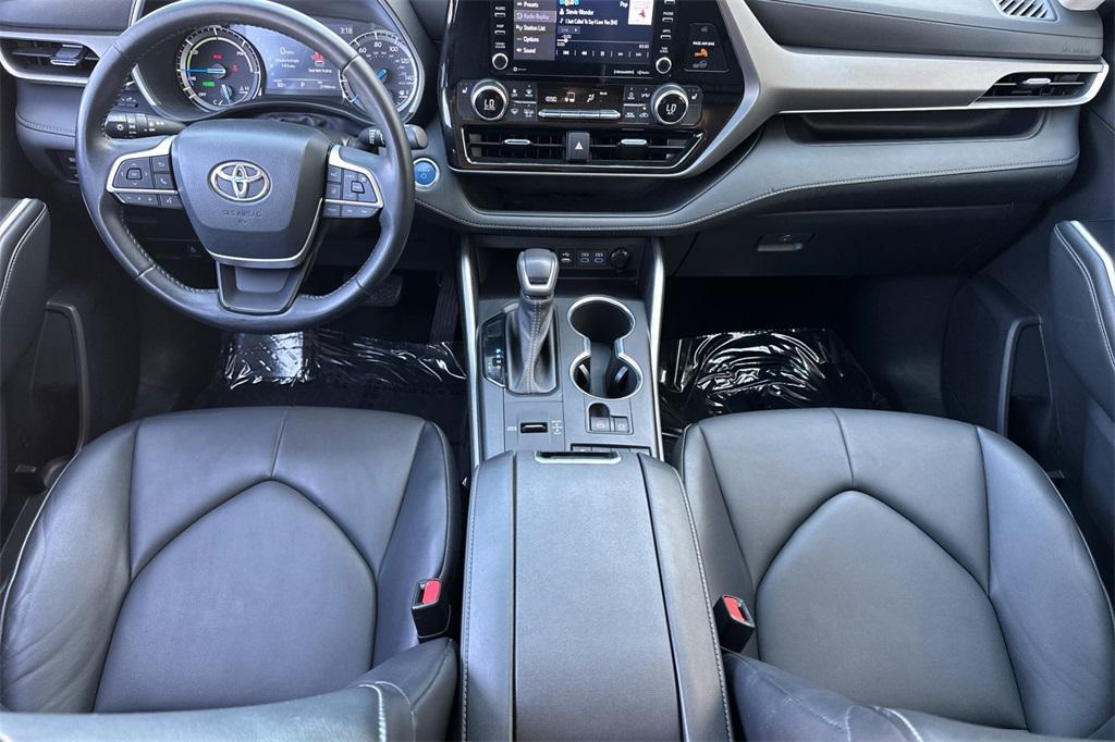 used 2022 Toyota Highlander Hybrid car, priced at $41,750