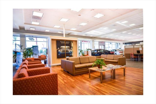 used 2021 Cadillac Escalade ESV car, priced at $70,250