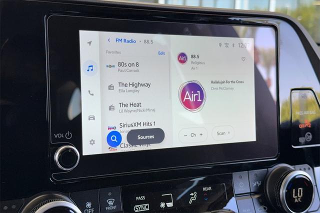 new 2025 Toyota Highlander car, priced at $48,597