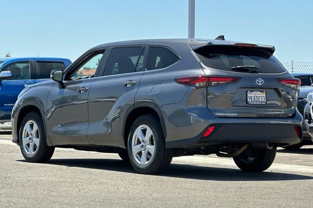 used 2024 Toyota Highlander car, priced at $39,700
