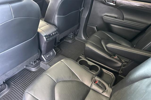 used 2023 Toyota Highlander car, priced at $42,298