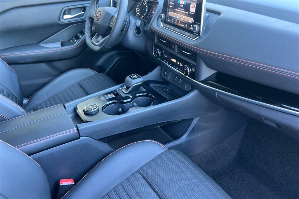 used 2025 Nissan Rogue car, priced at $29,998