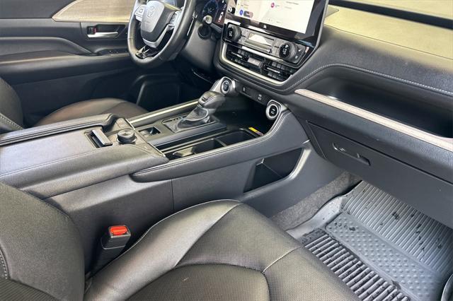 used 2024 Toyota Grand Highlander car, priced at $53,994