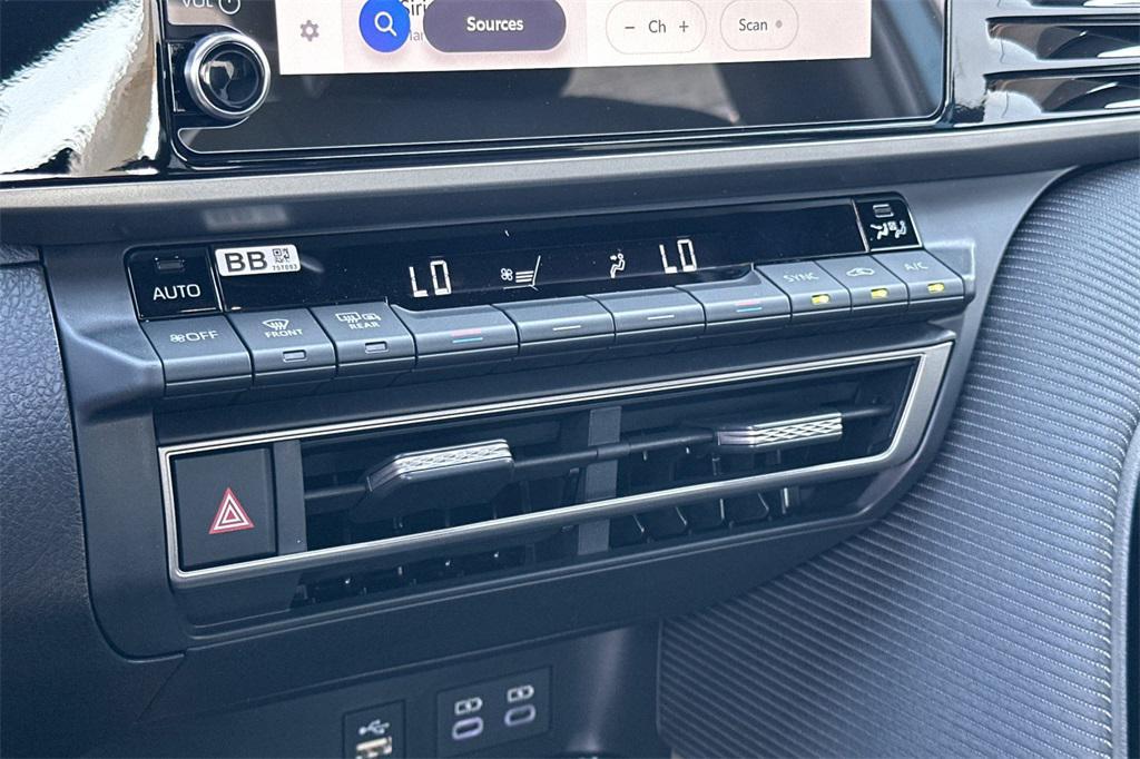 new 2025 Toyota Camry car, priced at $34,181
