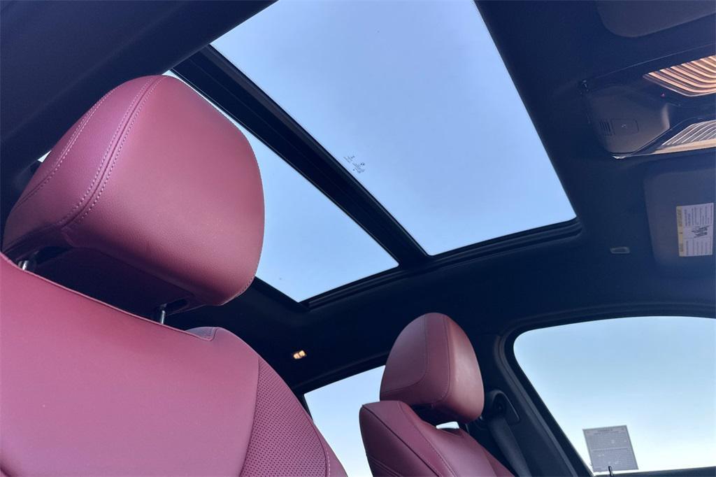 used 2023 BMW X4 car, priced at $29,390