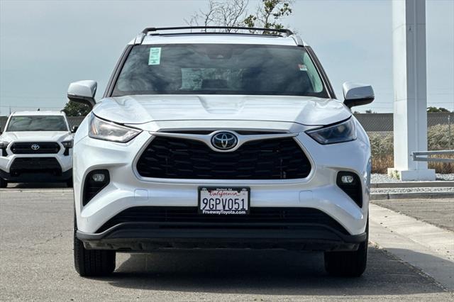 used 2023 Toyota Highlander car, priced at $38,352