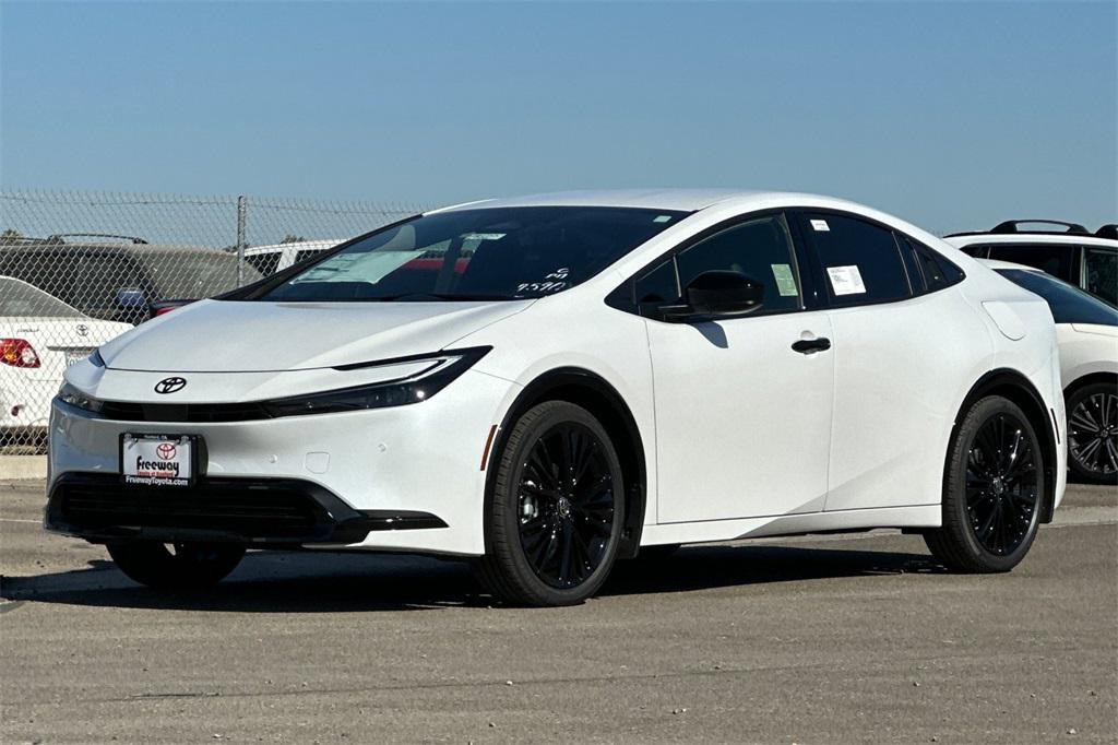 new 2025 Toyota Prius car, priced at $34,763