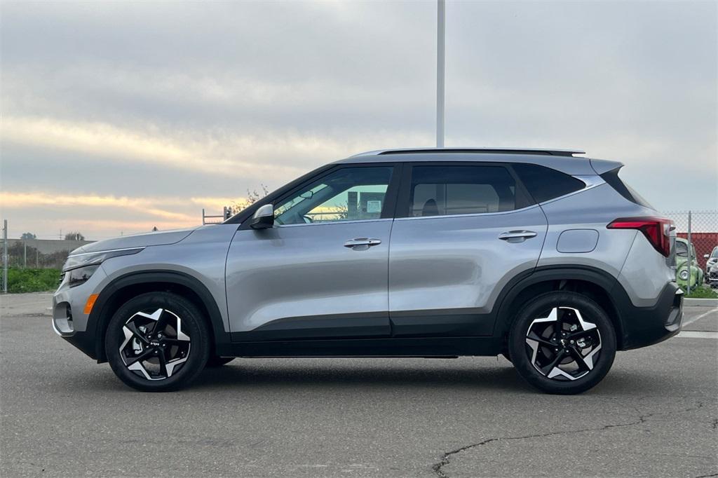 used 2025 Kia Seltos car, priced at $23,998