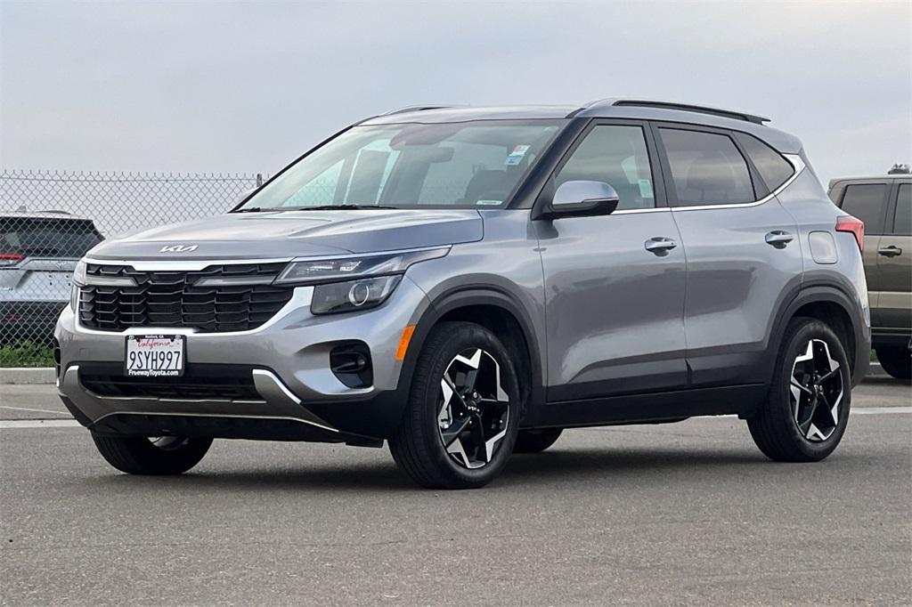 used 2025 Kia Seltos car, priced at $23,998