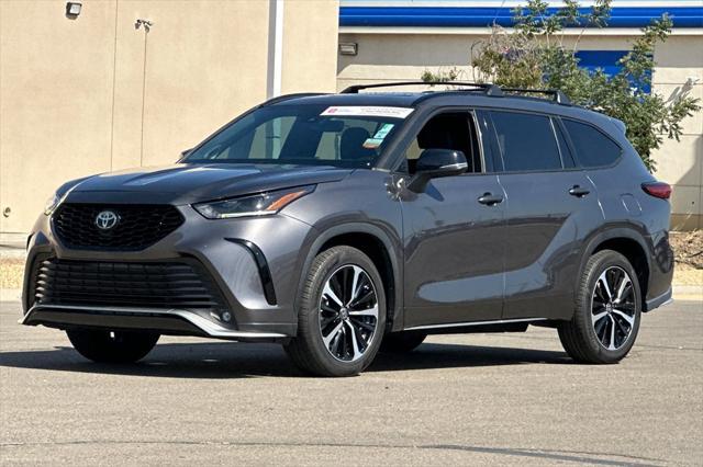 used 2021 Toyota Highlander car, priced at $34,550