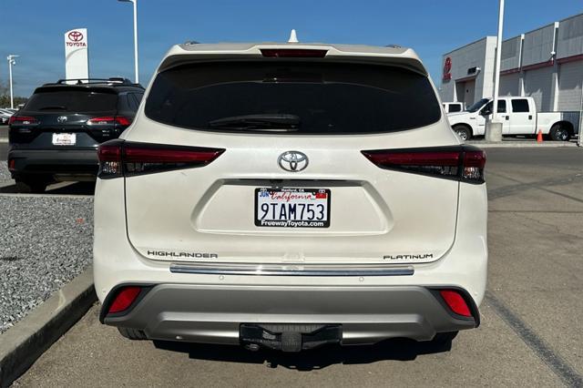 used 2021 Toyota Highlander car, priced at $36,650